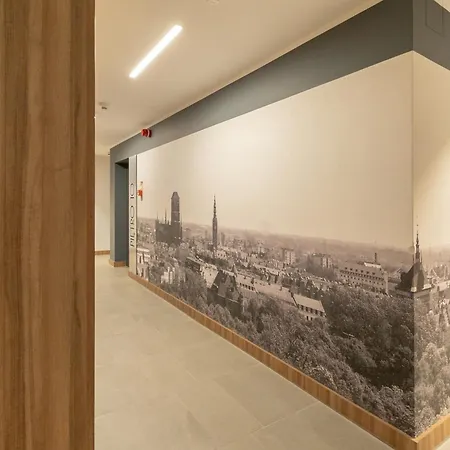 Glow Apartments, Bastion Walowa Stare