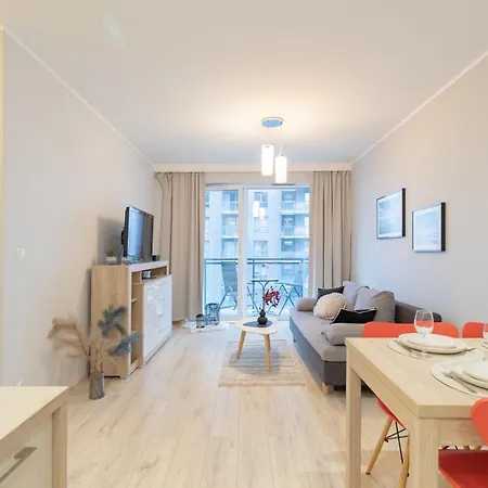 Glow Apartments, Bastion Walowa Stare