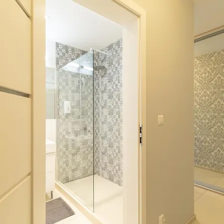 شقة Glow Apartments, Bastion Walowa Stare *