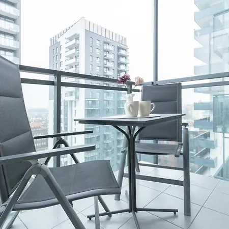 Glow Apartments, Bastion Walowa Stare غدانسك